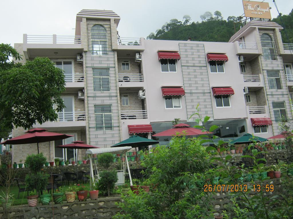 The Royal Court Hotel Нейнитал Екстериор снимка